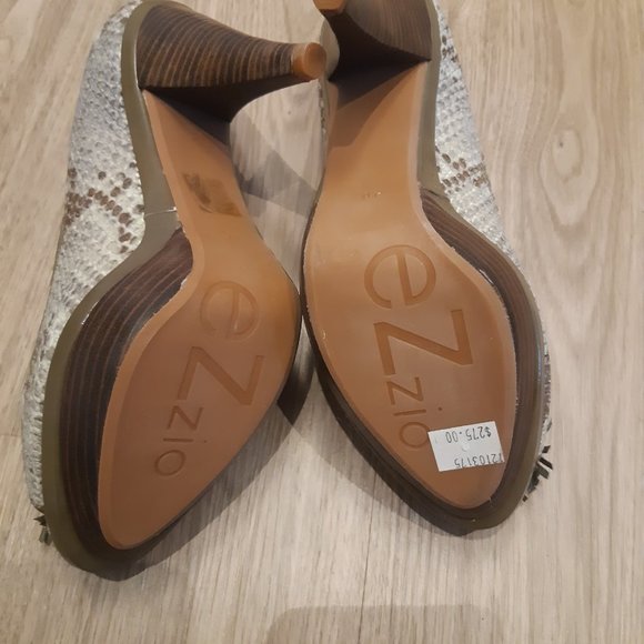 Brand New Snake Skin Heels - Picture 3 of 4